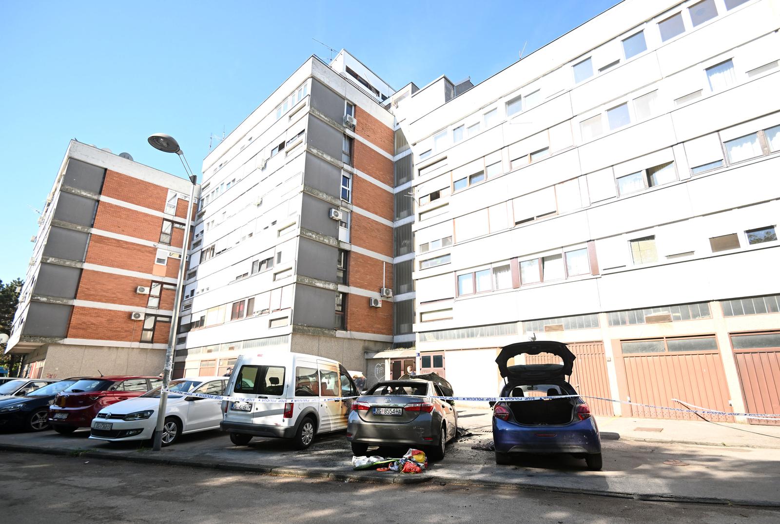 Zagreb: Tri automobila izgorjela na parkiralištu u Prečkom