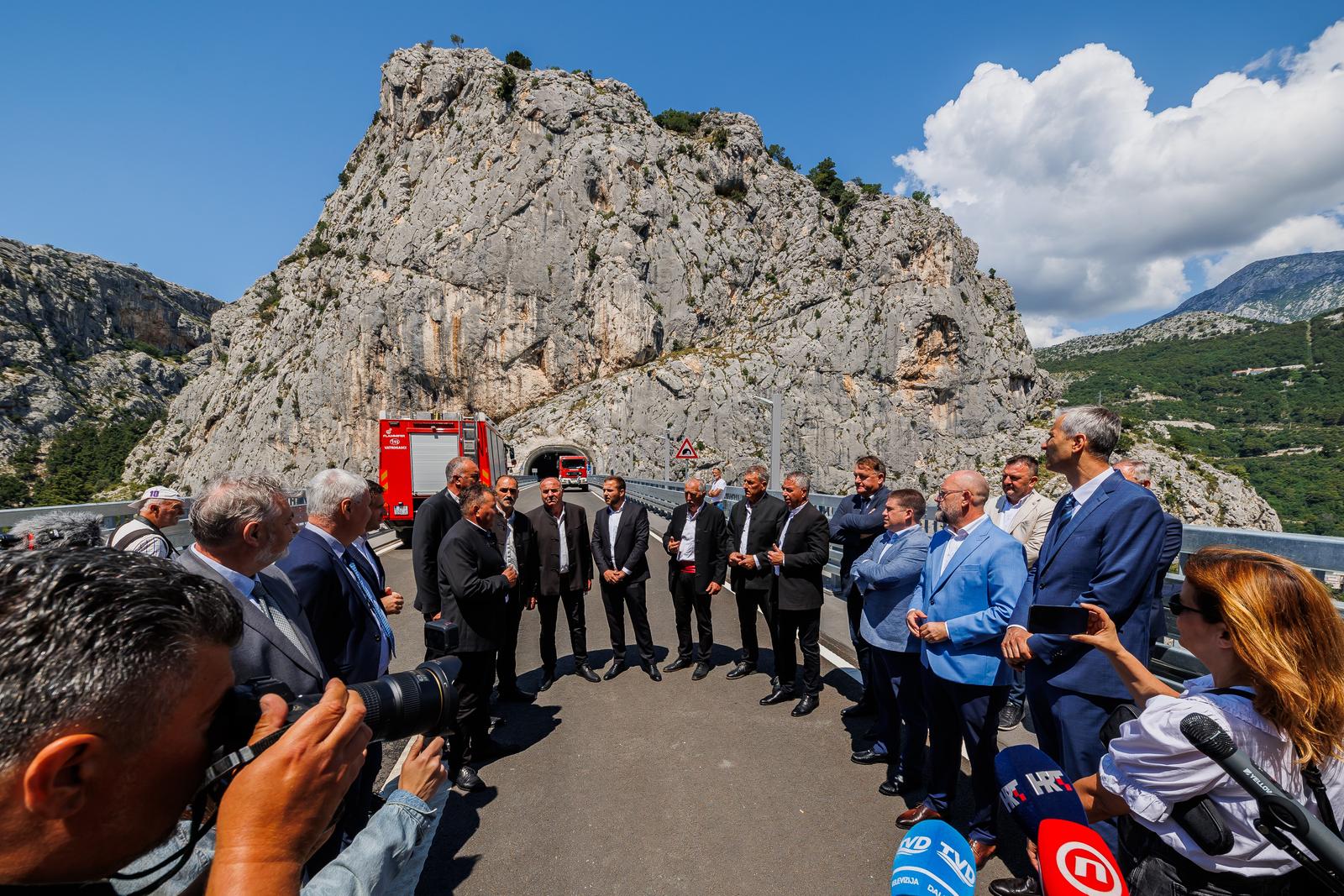 Omiš: Otvorenje mosta preko rijeke Cetine i dva tunela