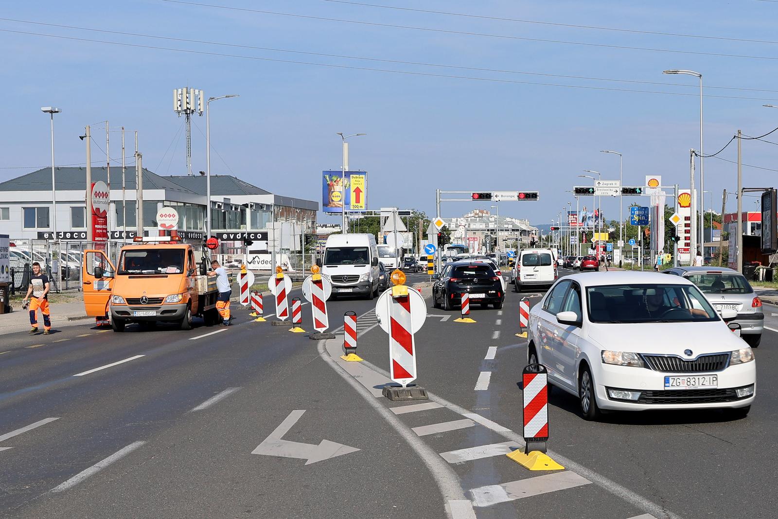 Zagreb: Počeli radovi na asfaltiranju južne kolne trake Zagrebačke ceste