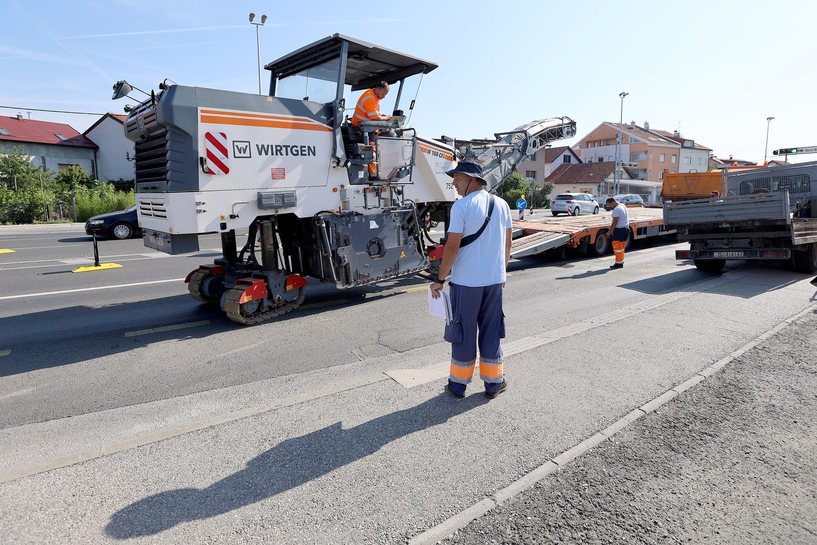 Zagreb: Počeli radovi na asfaltiranju južne kolne trake Zagrebačke ceste