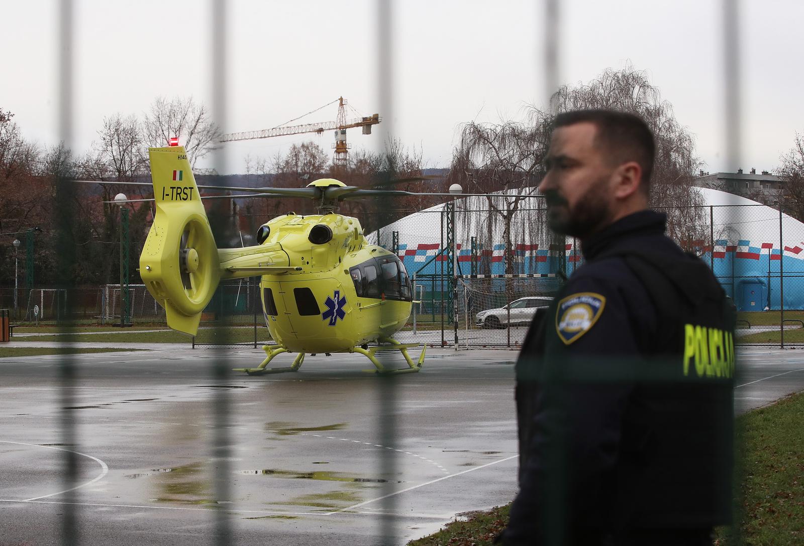 Napad nožem u zagrebačkoj školi u Prečkom, helikopter odvozi ozlijeđene