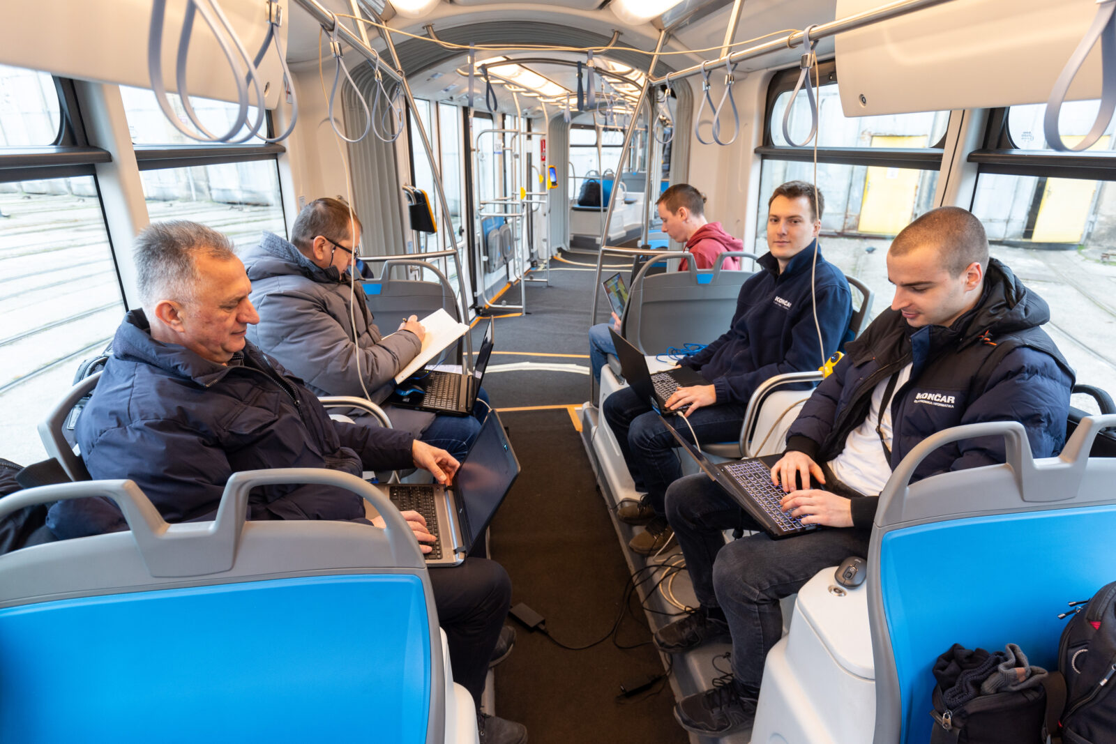 Novi zagrebački tramvaji imat će USB utičnice i baterije za autonomnu vožnju, u promet ga puštaju ovaj mjesec