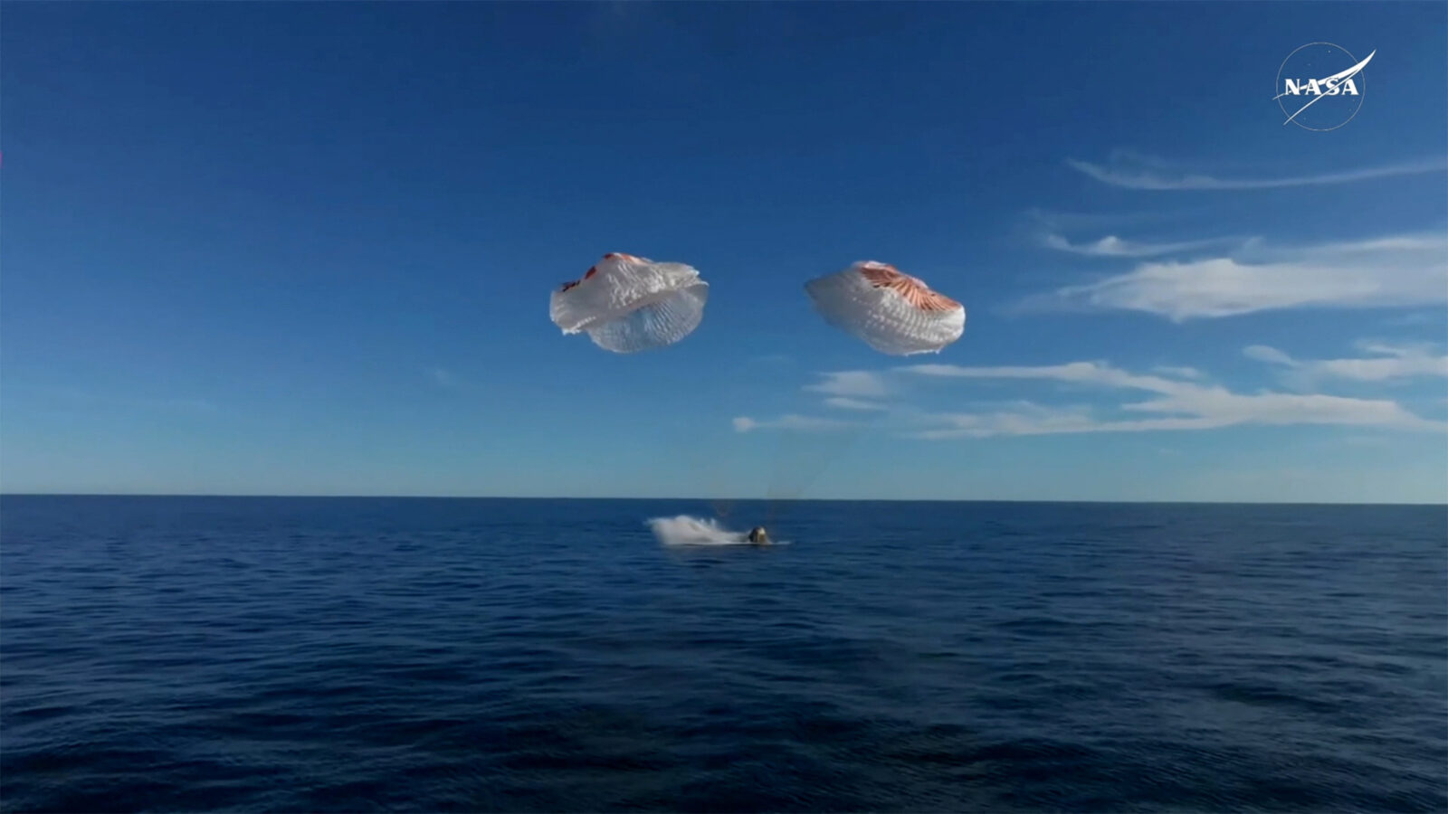 Astronauts Butch Wilmore and Suni Williams return to earth in a Crew Dragon capsule