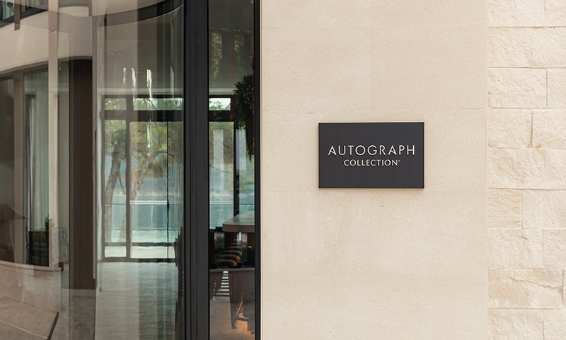 AK_RJKCK_Exterior_Front_Detail