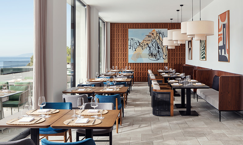 AK_RJKCK_Restaurant_01_01