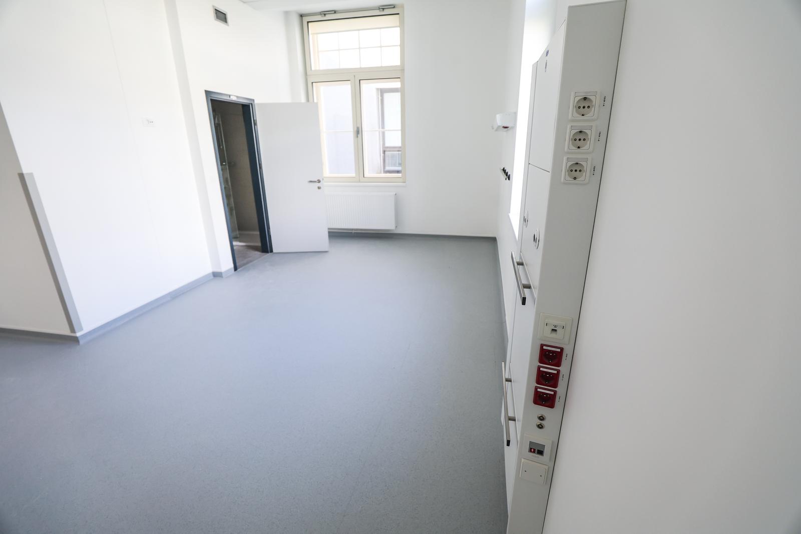 Zagreb: Obnovljeno rodilište u Petrovoj nakon što je bilo oštećeno u potresu 2020.