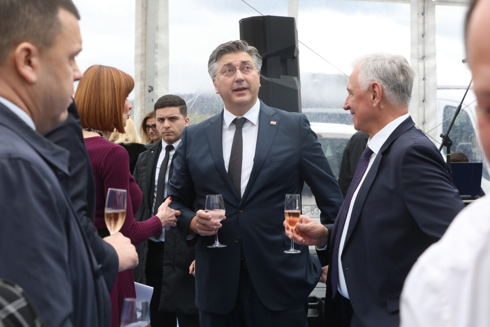 Bosiljevo: Predsjednik Vlade Andrej Plenković sudjelovao je na svečanom obilježavanju završetka radova na plinovodu Zlobin-Bosiljevo