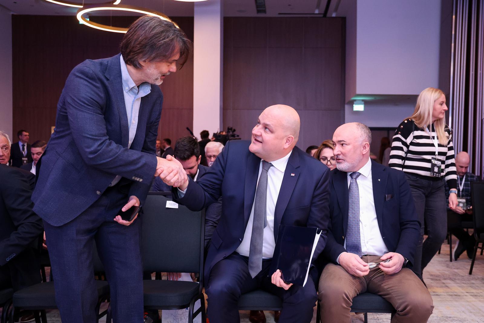 Zagreb: Organiziran summit 