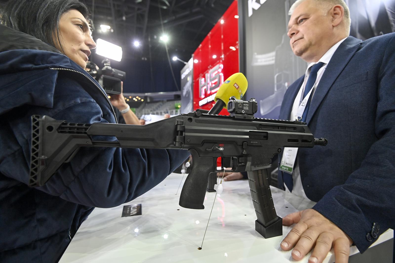 Zagreb: U Areni otvorena Međunarodna izložba naoružanja i vojne opreme ASDA