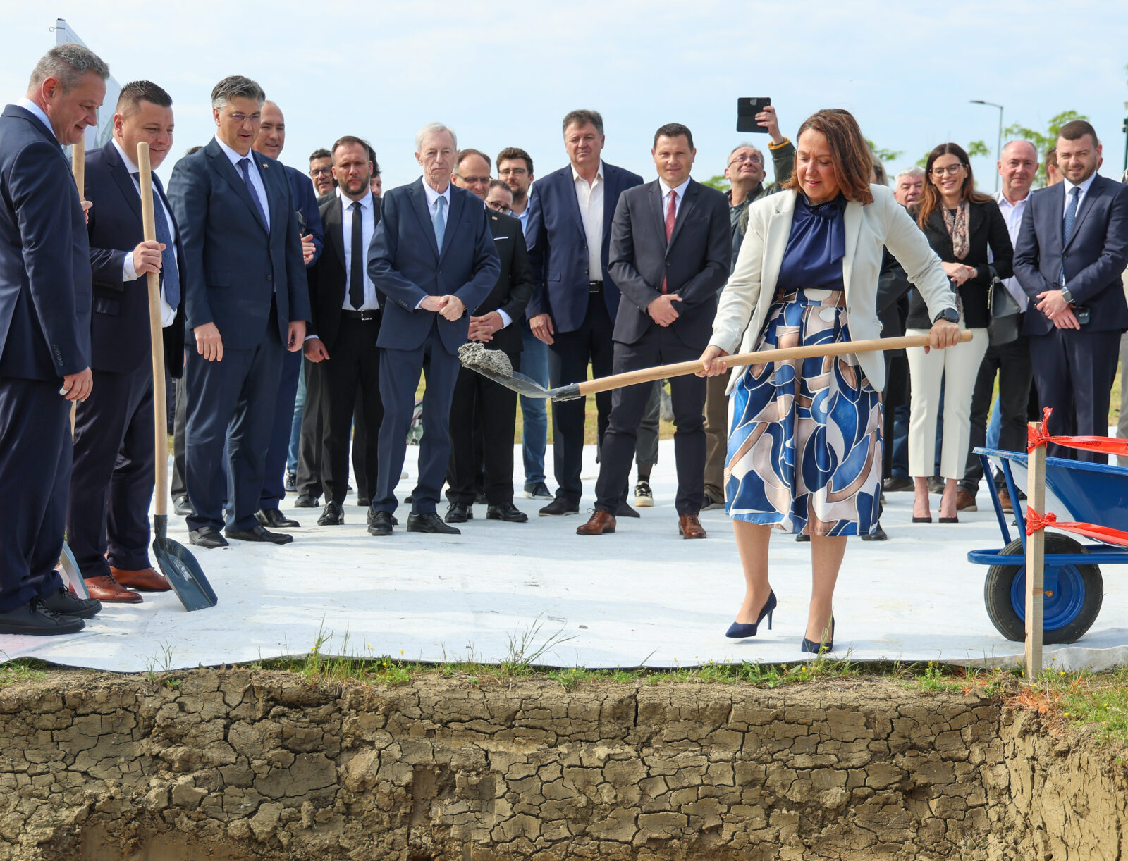 Zagreb: Premijer Plenković na svečanosti otvaranja gradilišta za izgradnju postrojenja Imunološkog zavoda