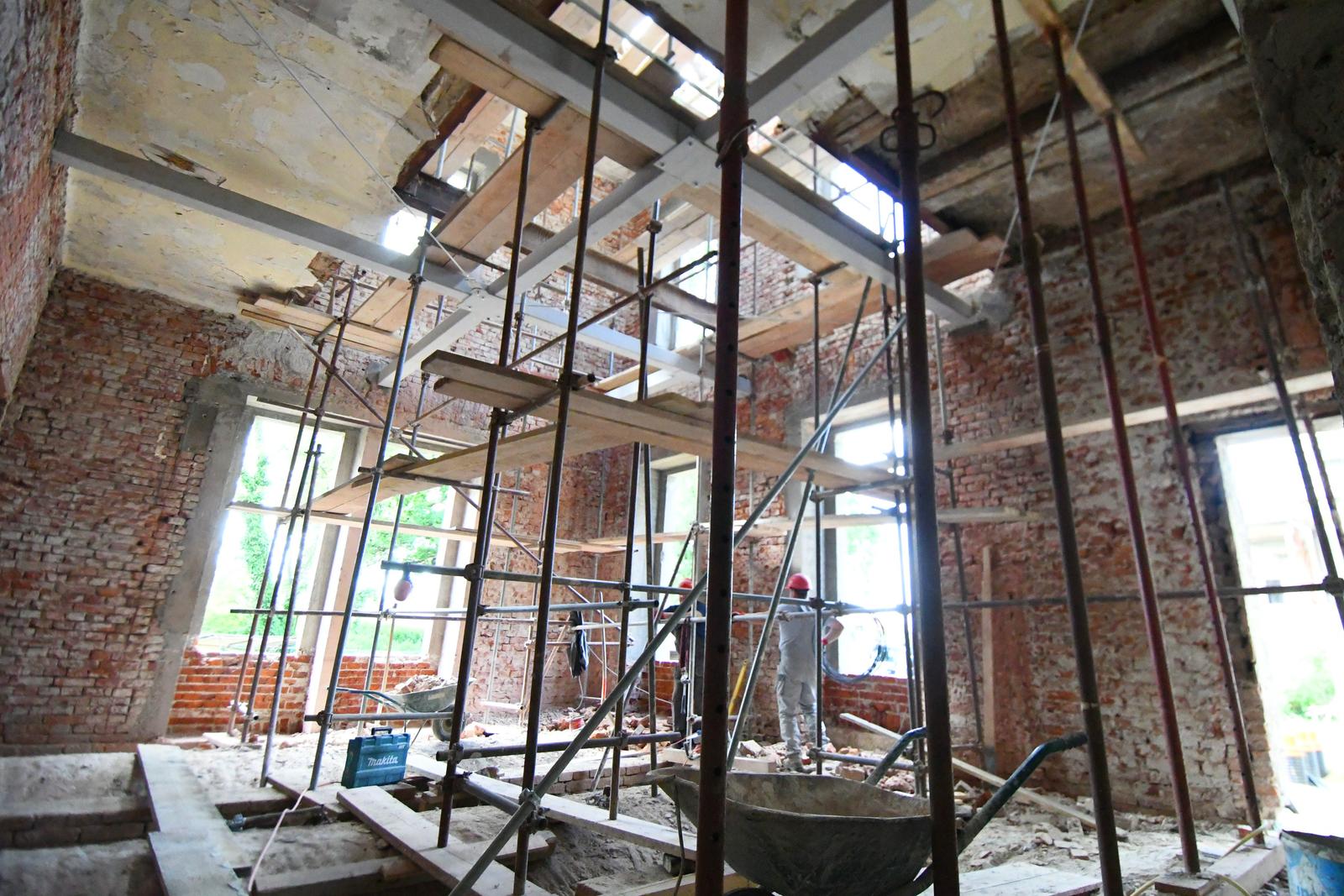 Rasinja: Obilazak građevinskih radova na projektu Rekonstrukcija dvorca Inkey