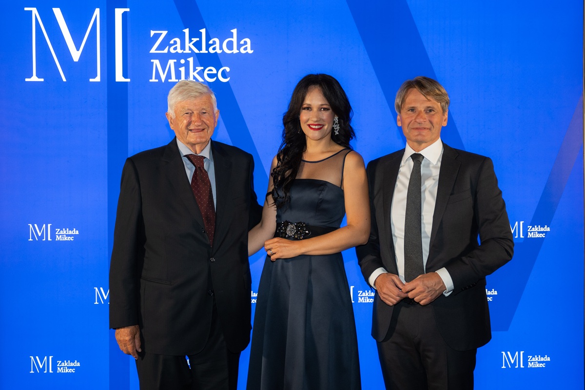 Zaklada Mikec_dr.sc. Antun Mikec, Marija Vidović, Neven Mikec