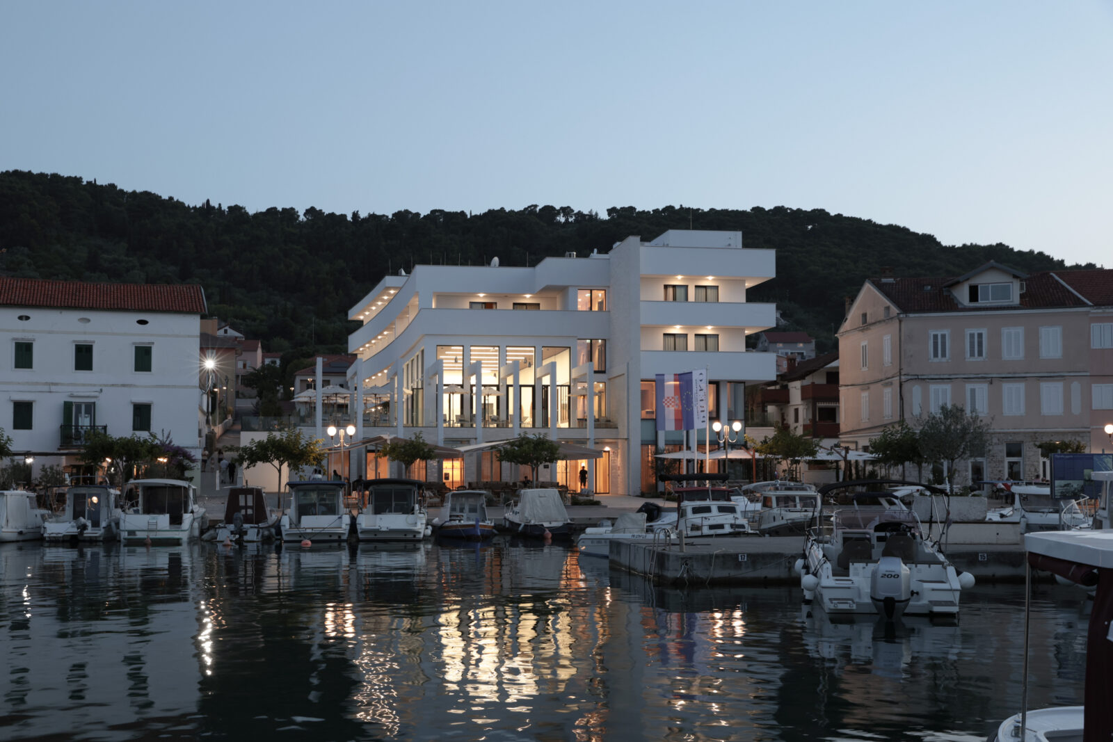 HILTON PREKO fotografije JŽ-103