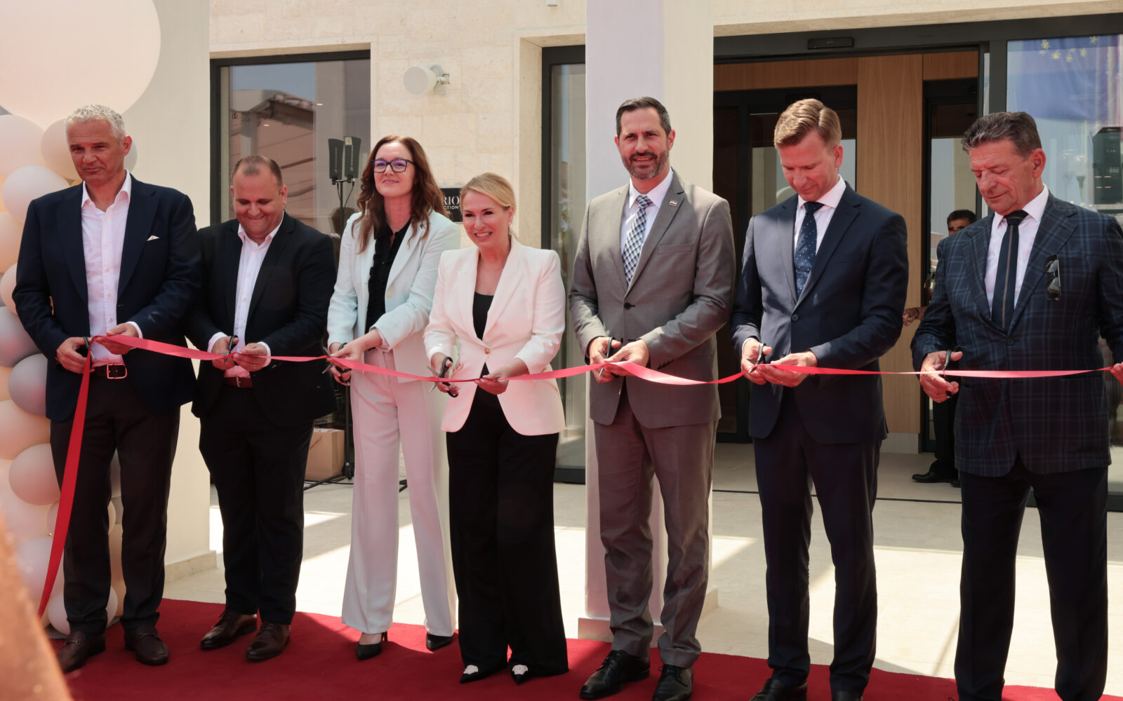 HILTON PREKO fotografije JŽ-137