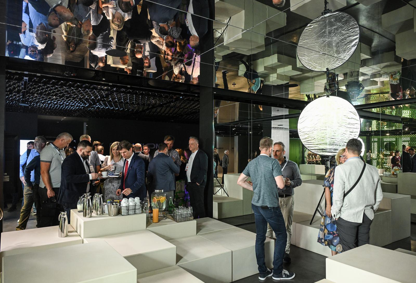 Zagreb: Konferencija 