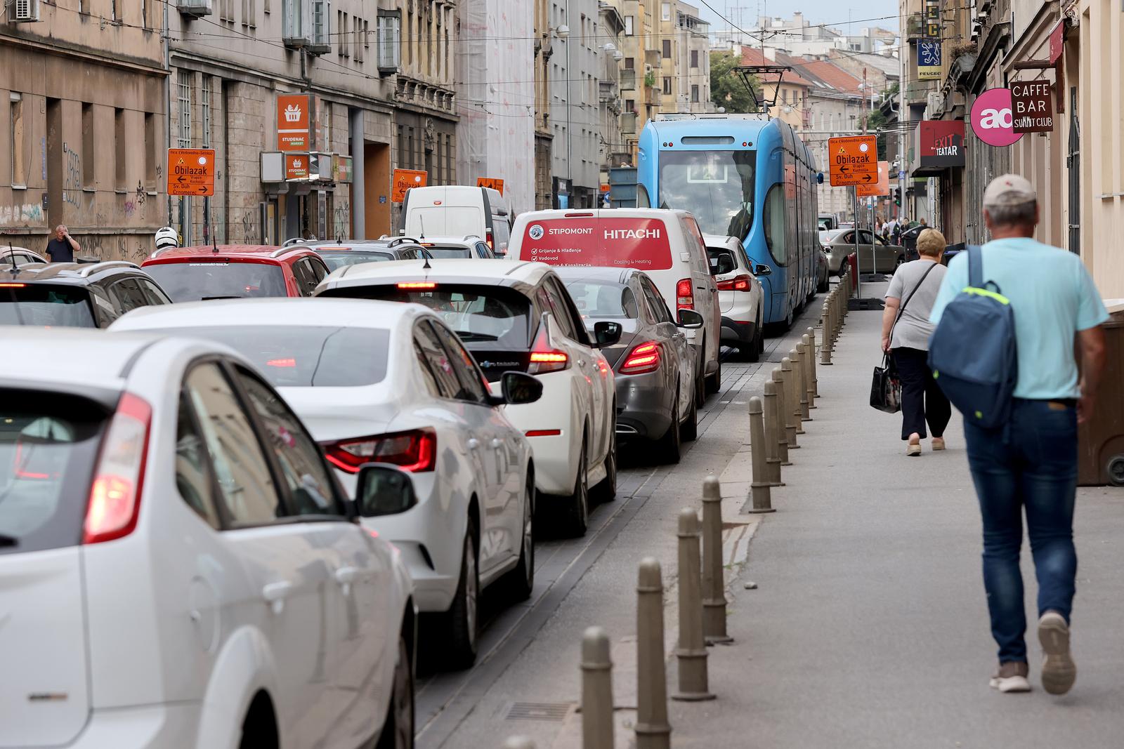 Zagreb: Prometni kaos u Ilici zbog rekonstrukcije vodoopskrbnog cjevovoda