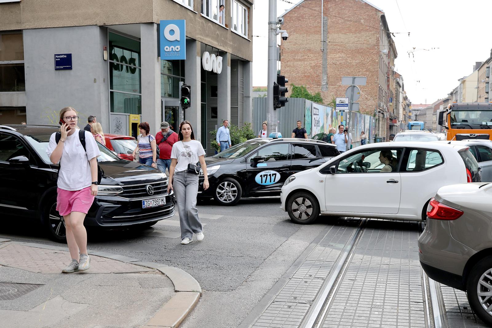Zagreb: Prometni kaos u Ilici zbog rekonstrukcije vodoopskrbnog cjevovoda