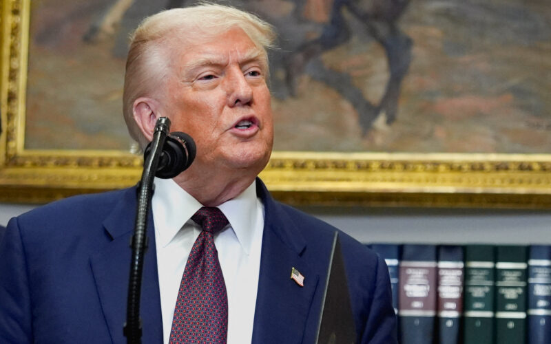 Trump povećava carine Kanadi na 35 posto, visoke carine i BiH i Srbiji