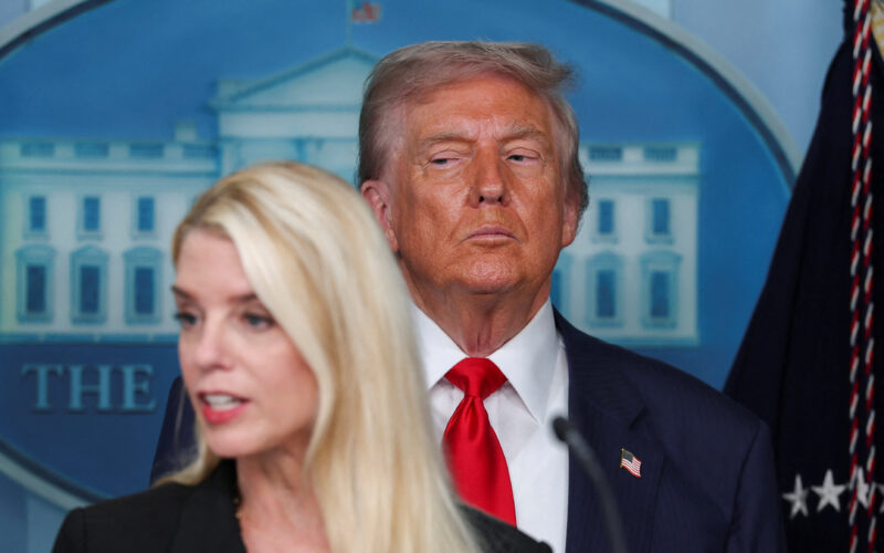 Američki proračunski manjak skočio unatoč carinskom boomu