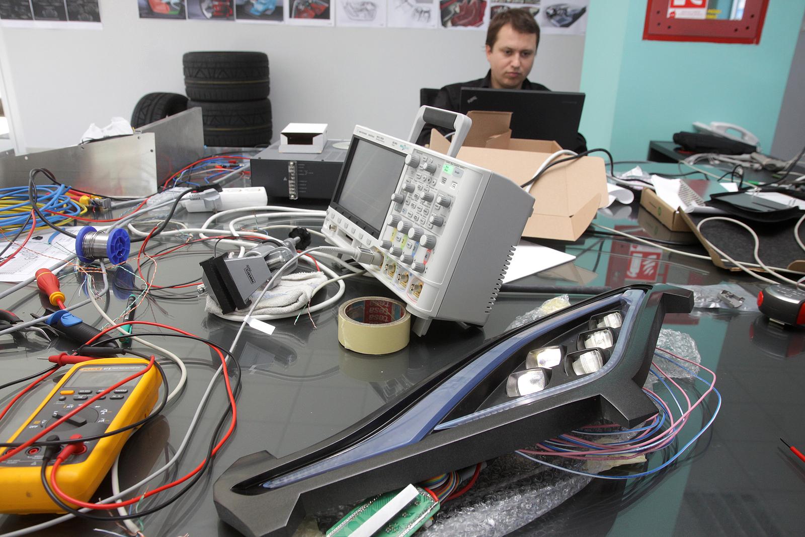 ARHIVA - 2011. Zagreb: Mate Rimac razvija elektri?ni supersportski automobil