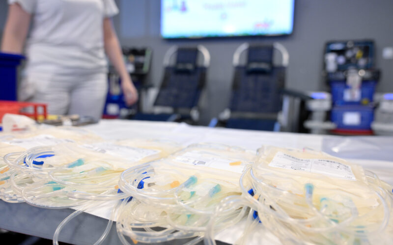 Zaradi nizkih zalog krvi hrvaški zavodi ponovno pozivajo k darovanju