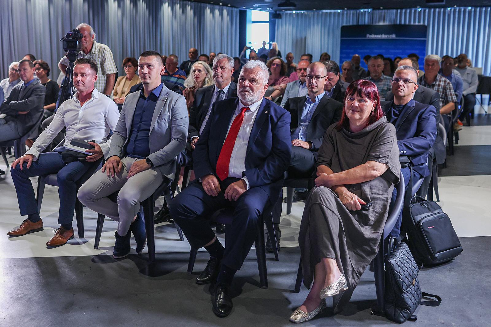 Zagreb: Održana konferencija 