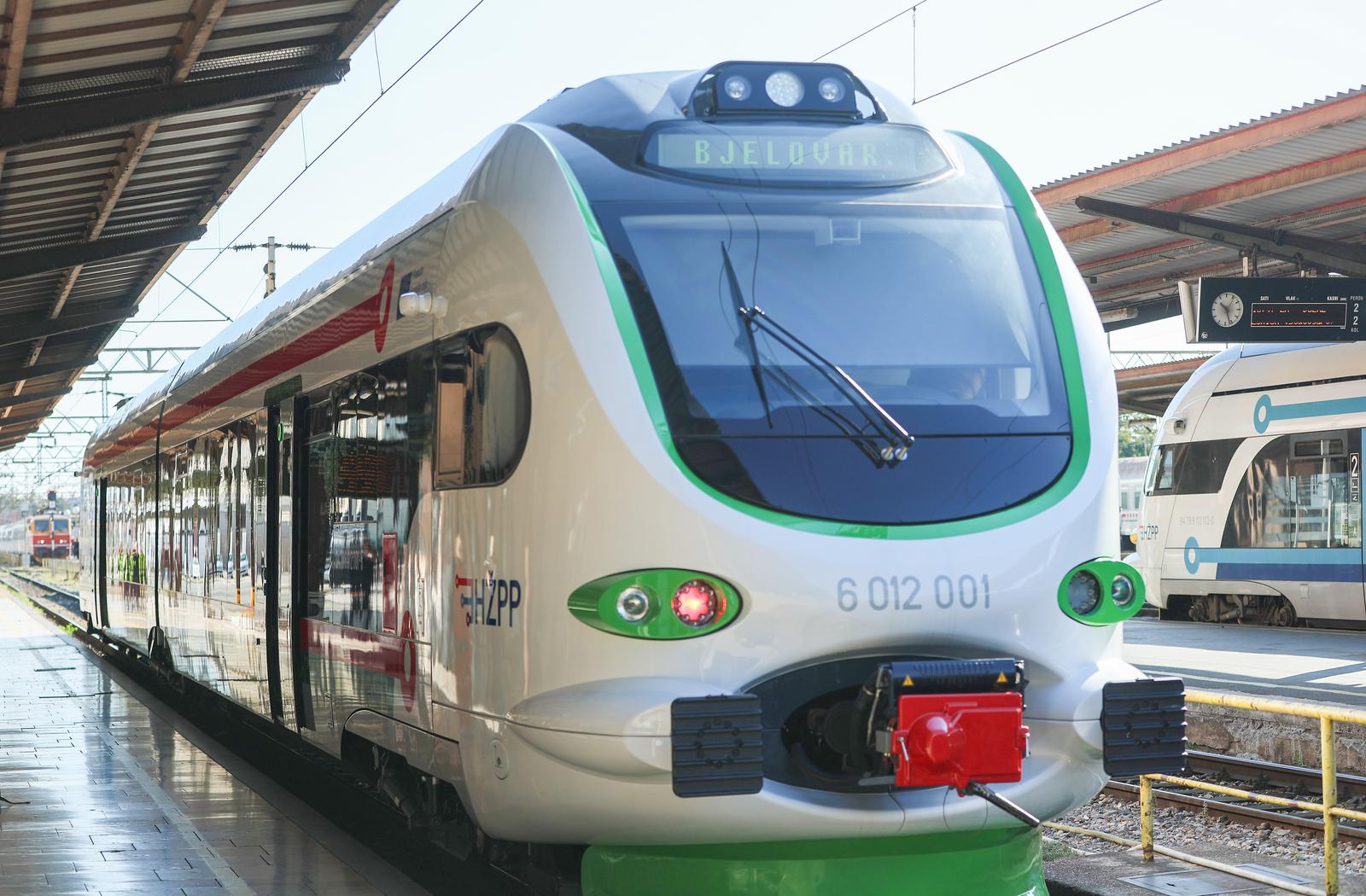 Zagreb: Oleg Butković sudjelovao je na puštanju u promet prvog baterijskog vlaka