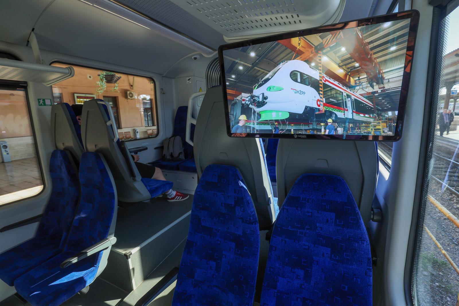 Zagreb: Oleg Butković sudjelovao je na puštanju u promet prvog baterijskog vlaka