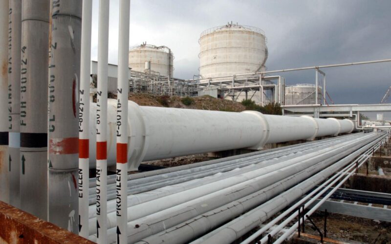 Spor med MOL-om in Janafom glede zmogljivosti naftovoda za Madžarsko in Slovaško