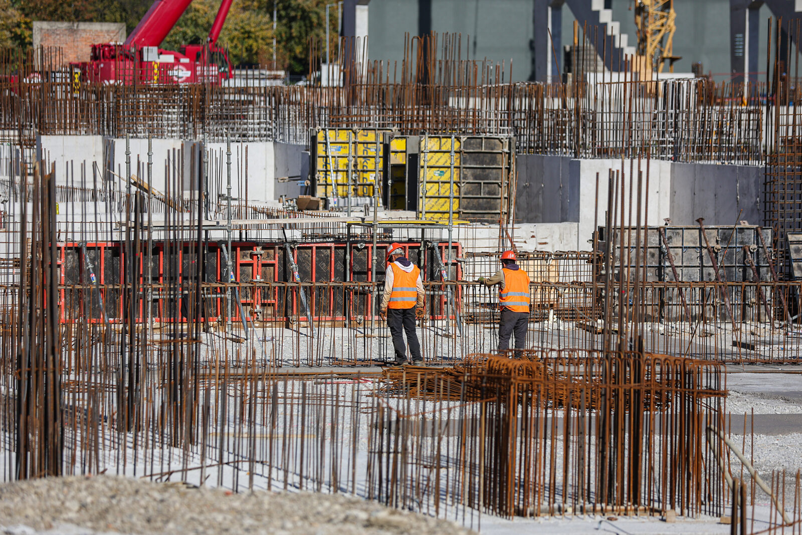 Postavljen peti nosivi stup za sjevernu tribinu na stadionu u Kranjčevićevoj