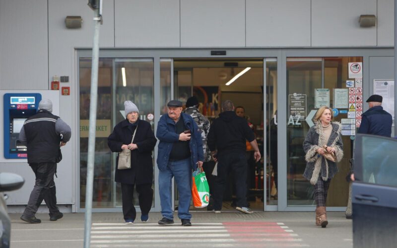 Važna obavijest kupcima: Iz trgovina se zbog kontaminacije povlači popularan prehrambeni proizvod, povrat i bez računa