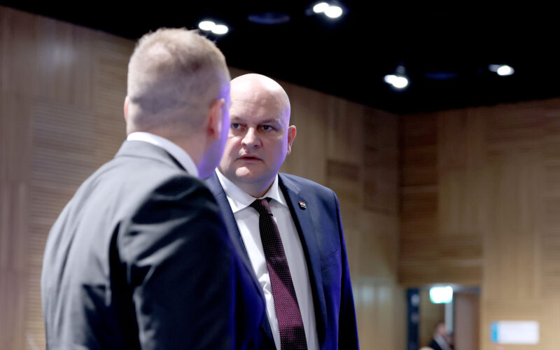 Vlada brani ograničavanje cijena, Ivanov: To nema veze s ekonomijom