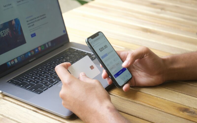 Zagrebačka banka poslala važnu obavijest: Više nećete moći koristiti jednu vrstu kartice