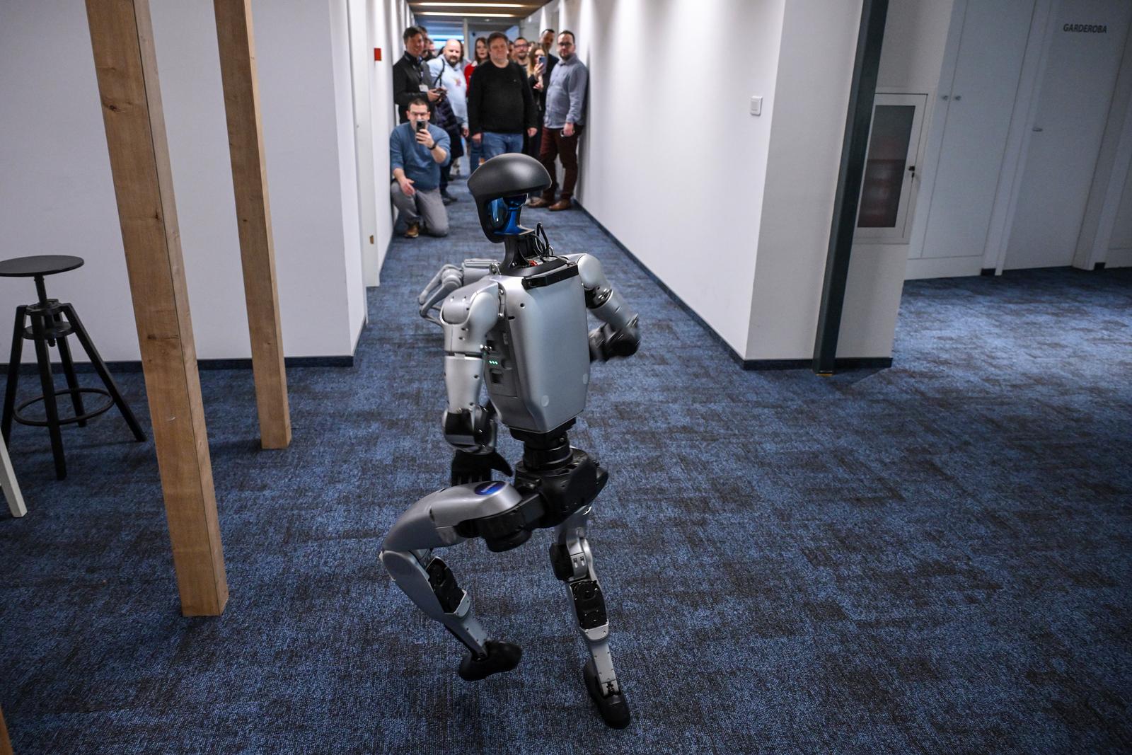 Zagreb: Brunch tvrtke Abysalto na kojem je predstavljen humanoidni robot