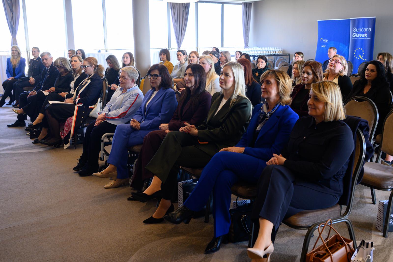 Zagreb: Sunčana Glavak uoči Međunarodnog dana žena organizirala konferenciju “One inspiriraju”