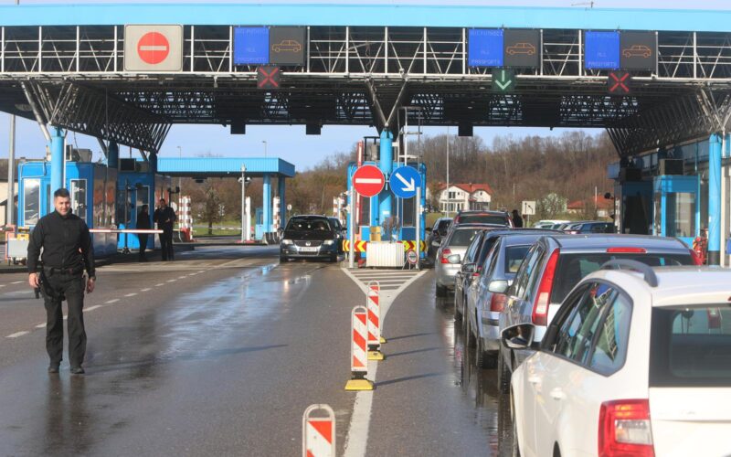 Stanovništvo BiH rapidno opada, malo je ostalo onih koji još mogu otići