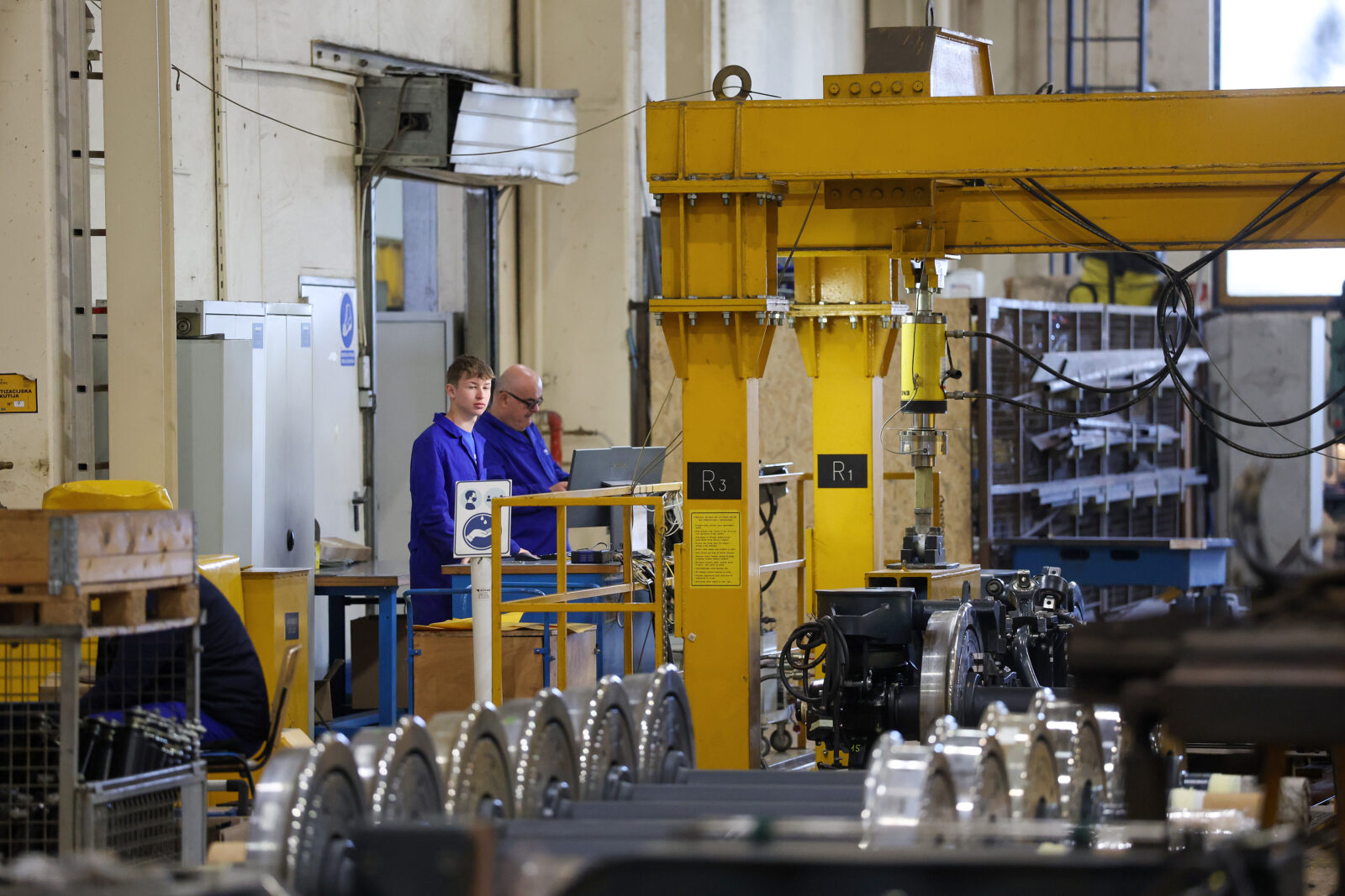 Zagreb: Oleg Butković sa suradnicima obišao je proizvodni pogon Končar-a