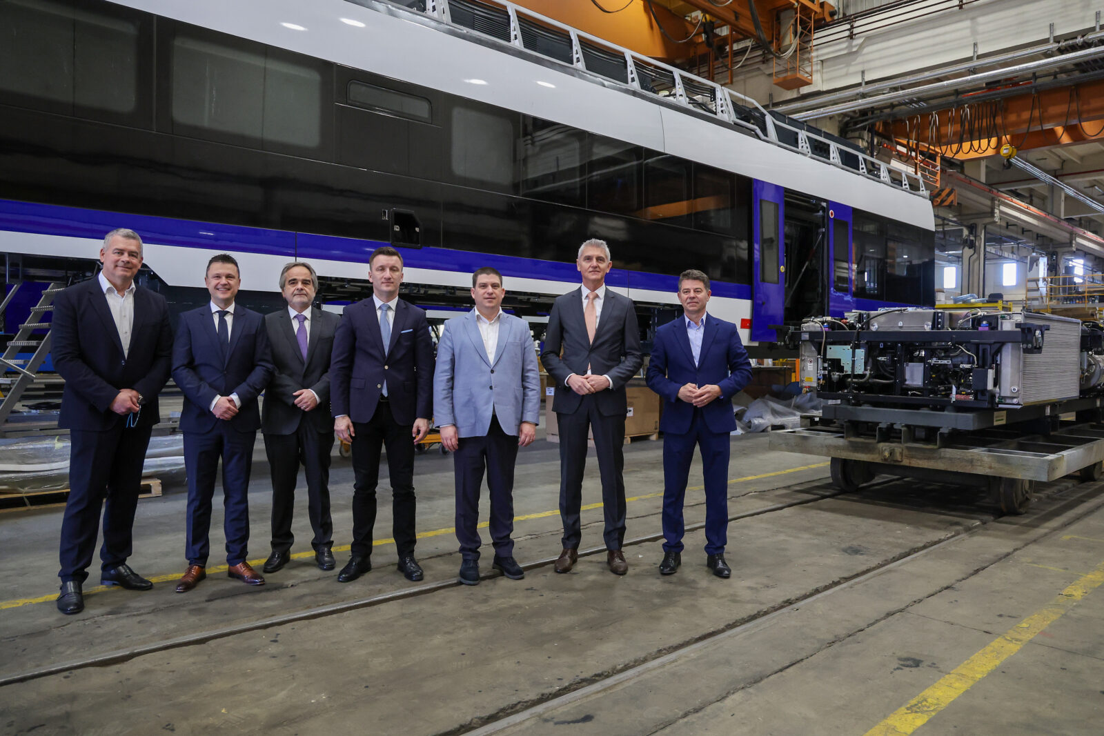 Zagreb: Oleg Butković sa suradnicima obišao je proizvodni pogon Končar-a