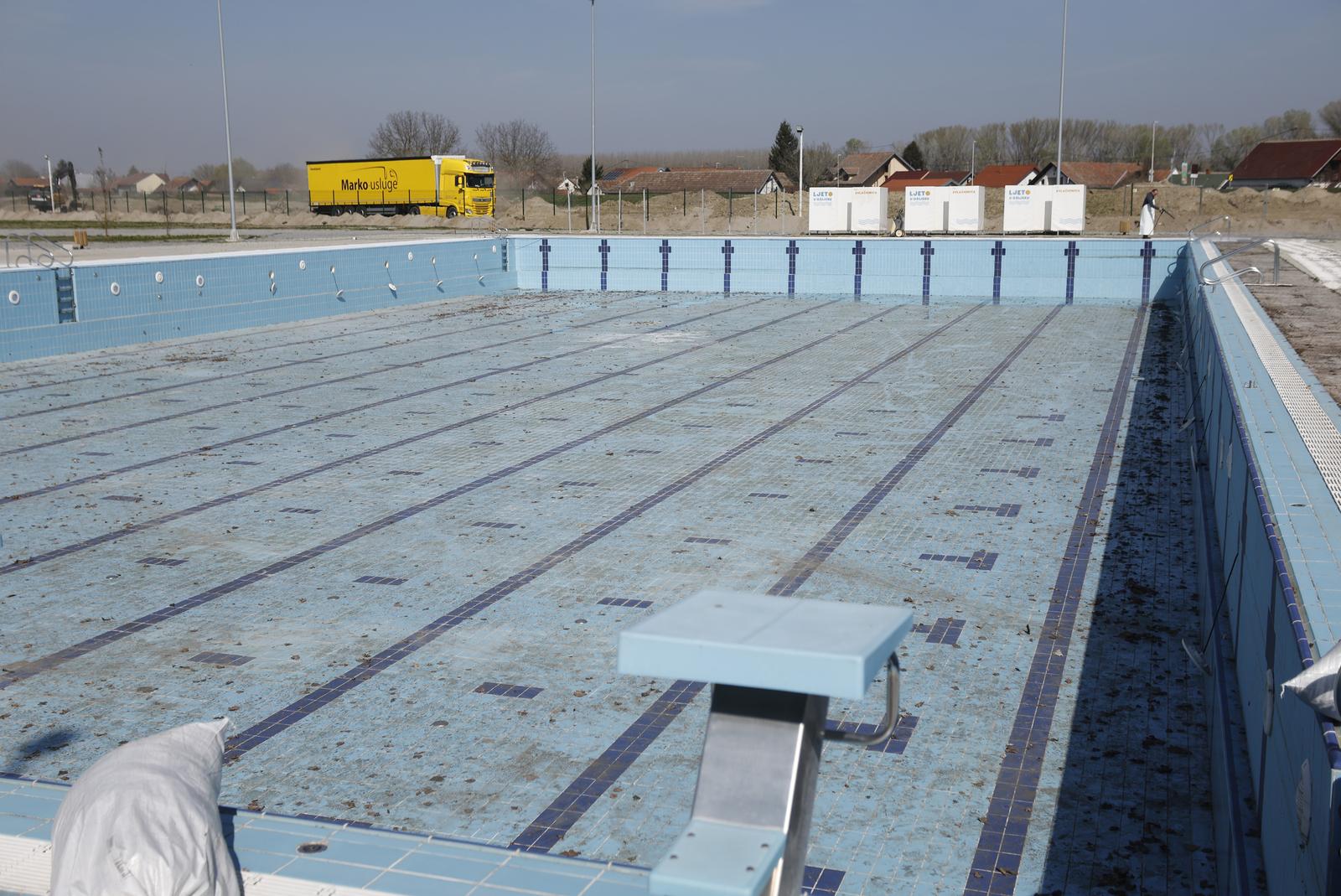 Osijek: Ivan Radić obišao radove na obnovi osječke Copacabane