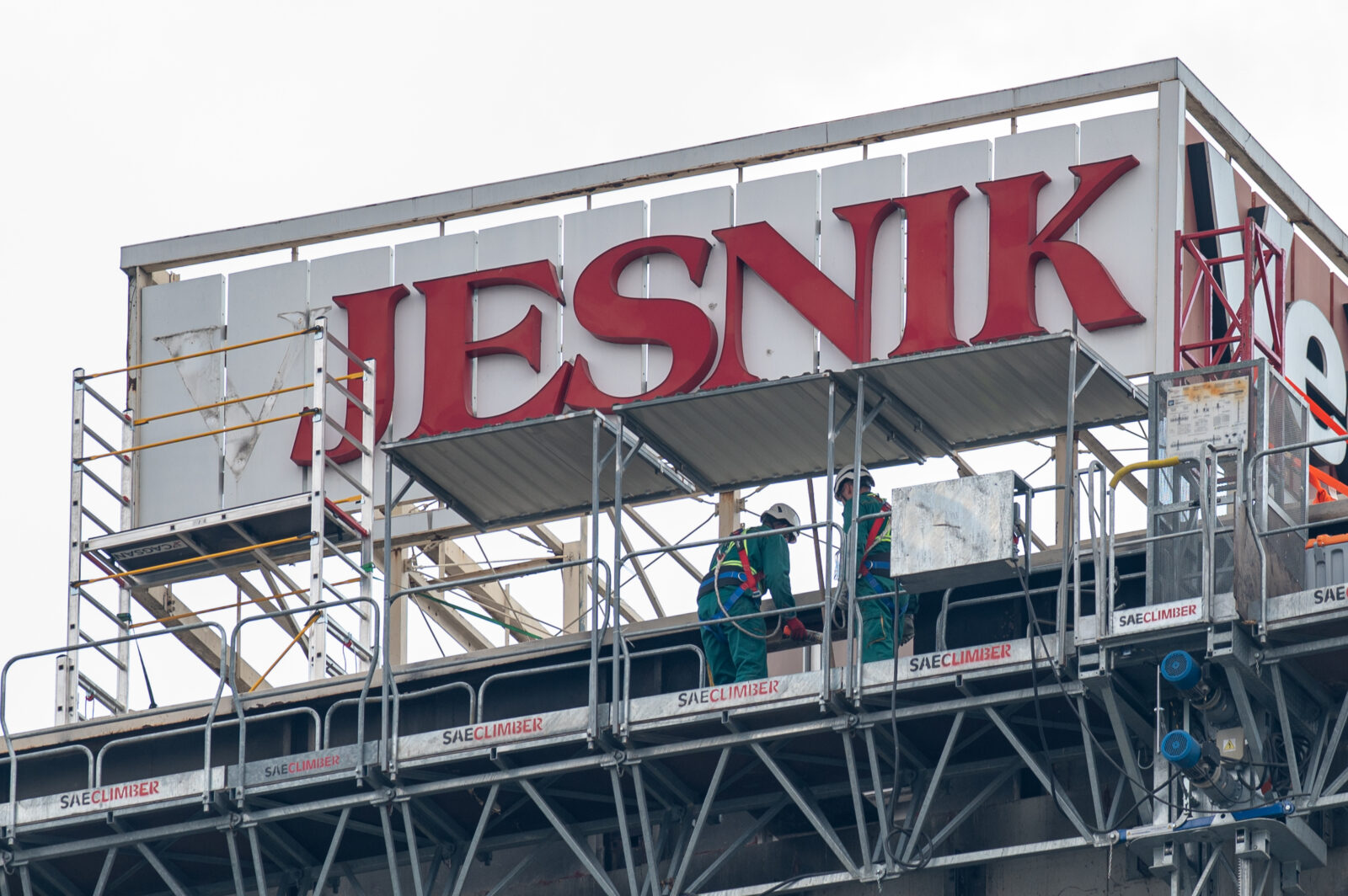 Zagreb: Nastavljeni radovi rušenja Vjesnika u Zagrebu