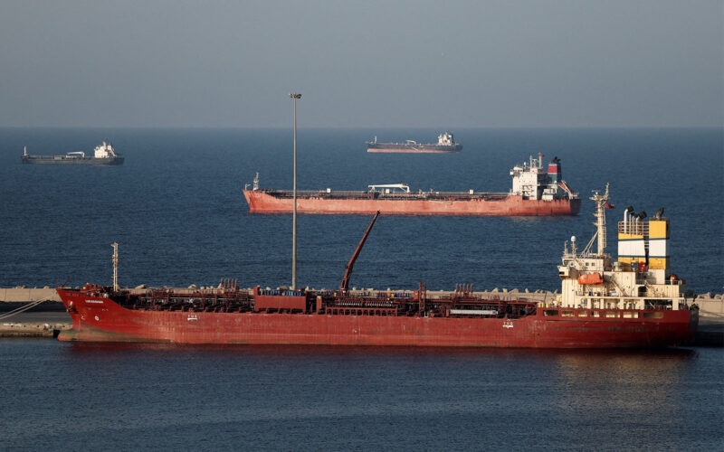 Cijena nafte značajno oscilira, Donald Trump najavio obraćanje