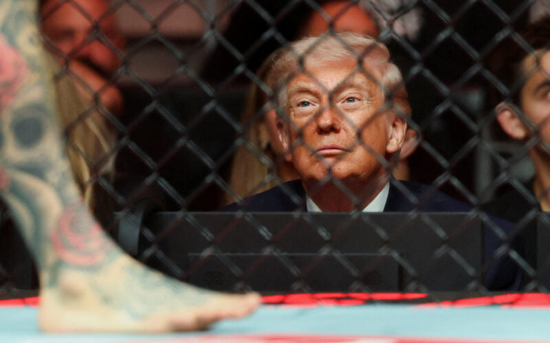 Trump najavio blokadu Hormuškog tjesnaca, prijeti i novim carinama od čak 50 posto