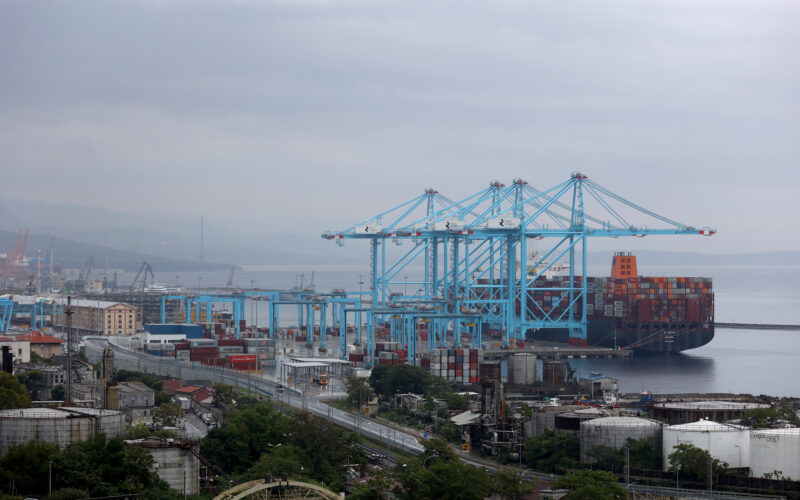 Vanjskotrgovinski deficit u prva dva mjeseca gotovo 2,6 milijardi eura