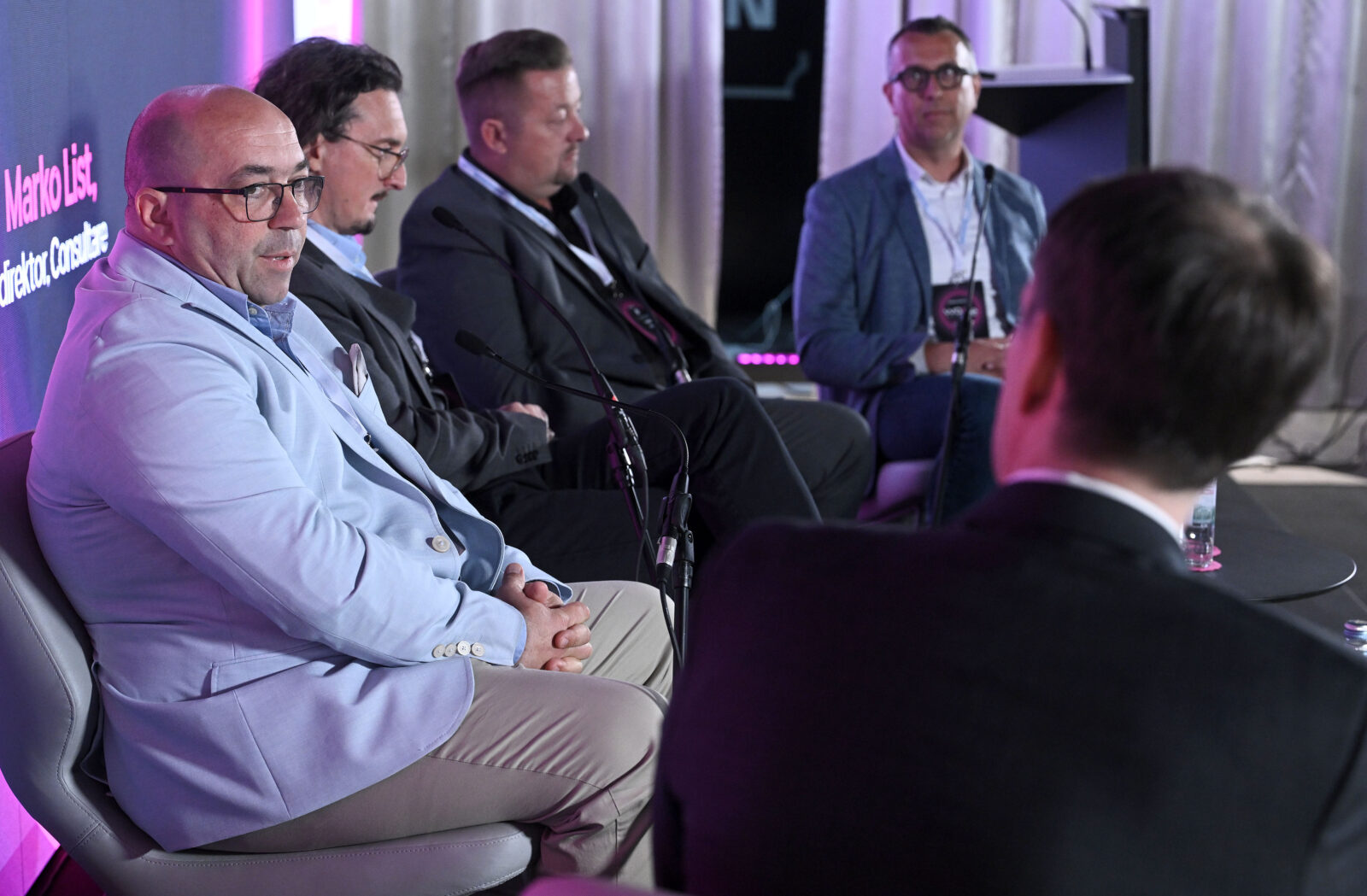 Zagreb: Konferencija 