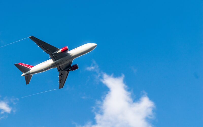 Kriza za zrakoplovne tvrtke potrajat će mjesecima, unatoč primirju