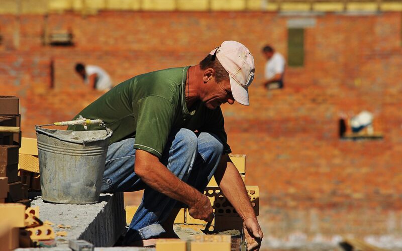 Mnogi nastavljaju raditi i nakon 75. godina, jer se plaše male mirovine