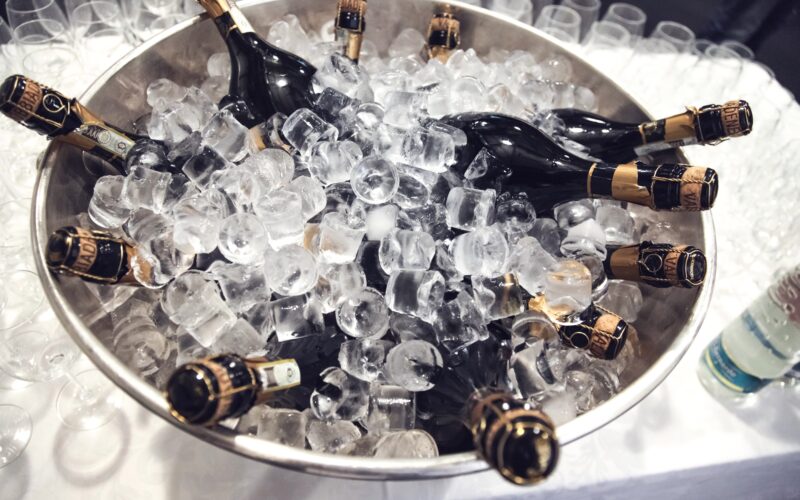 Zašto države ne uvode dodatni porez za najbogatije ljude na svijetu?