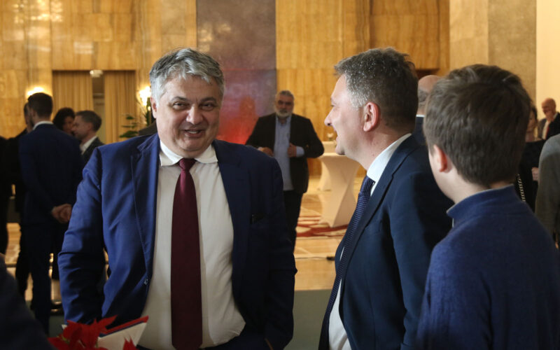 Telekom Srbija prikupio 1,95 milijardi eura putem euroobveznica