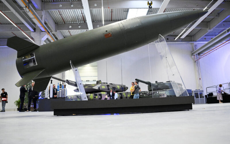 Rheinmetall pokrenuo serijsku proizvodnju dronova kamikaza