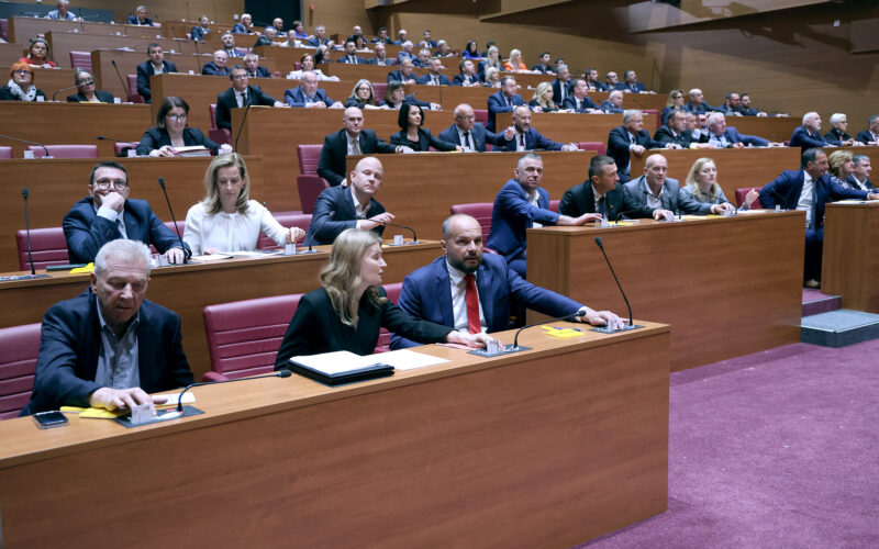 Uskoro nam stiže novi Zakon o potrošačkim kreditima, a odnosi se i na teleoperatere